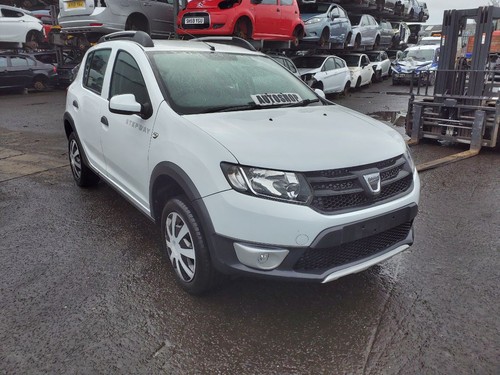 Dacia sandero mk2 2013 - dacia,