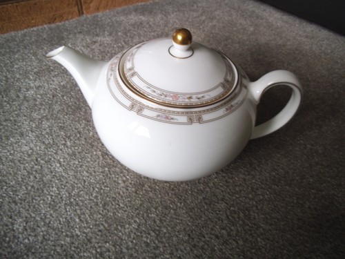 Wedgwood bone china - wedgwood,