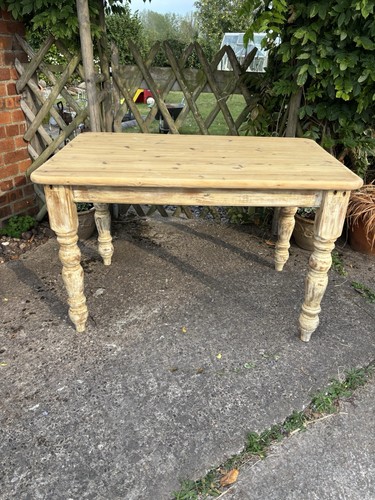 Pine kitchen table - kitchen,