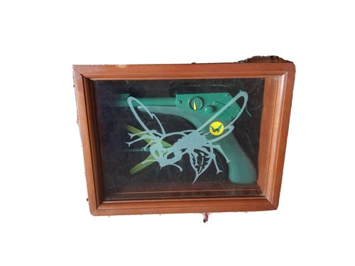 Green hornet gas gun vintage - hornet,
