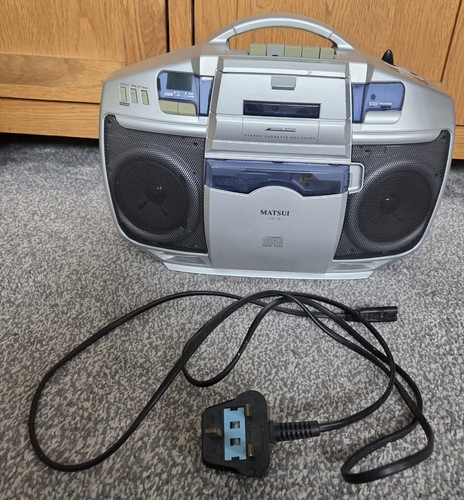 Matsui portable boombox - matsui, cd