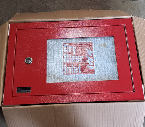 Dry riser inlet cabinet - dry,