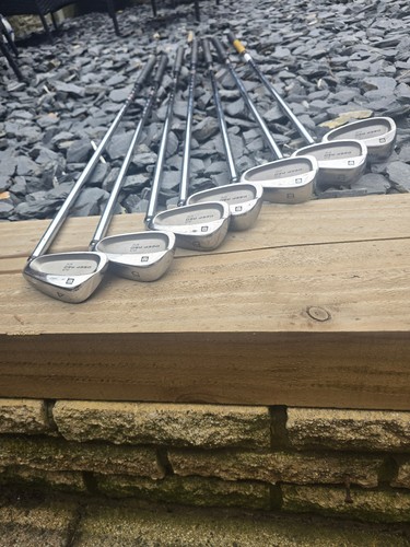 Wilson deep red iron - deep,