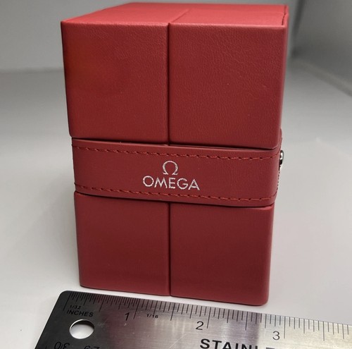 X2genuine omega red square - omega,