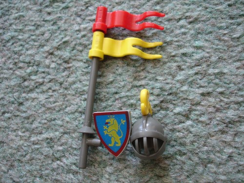 Lego lion knights accessories - lego,