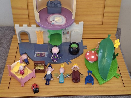 Ben and holly play - and,