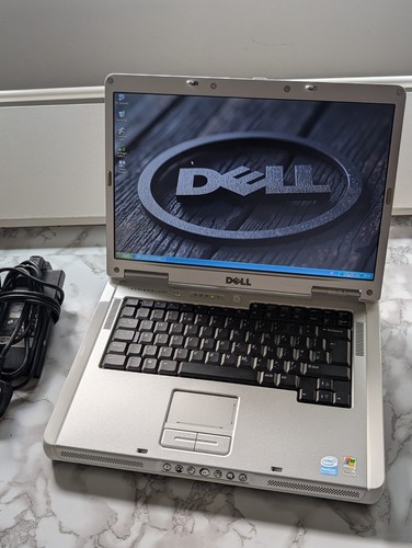 Retro windows dell inspiron - retro,