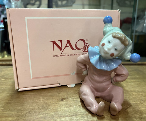 Lovely vintage nao lladro - vintage,