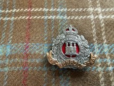 Vintage British Army Cap Badge