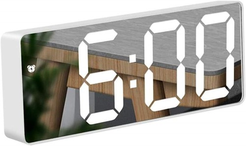 Quiet digital alarm clock with - quiet,