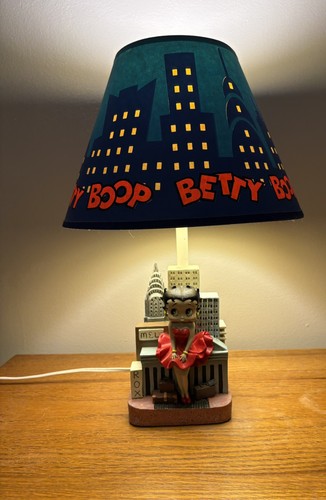 Vintage 1998 retired betty - vintage,