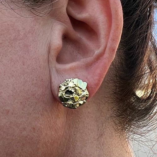 Men and women - women, gold