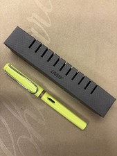 LAMY SAFARI - NEON Broad Nib