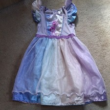 unicorn with wings dressing up outfit Age 6-8 years.  read full description