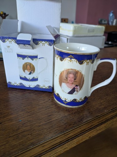 Royal crest fine - crest, mug