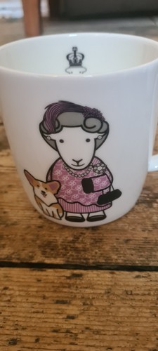 Herdy mug queen elizabeth 11 - mug,