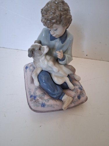 Lladro figurine behave 5703 - "behave", #5703
