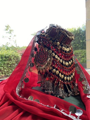 Gorgeous red gold afghan - red,