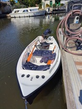 Beautiful 12ft day - day, boat
