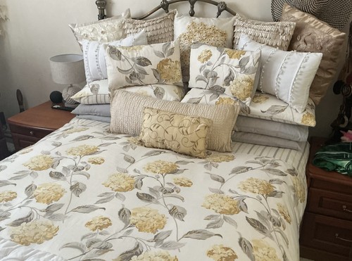Laura ashley home double duvet - laura,