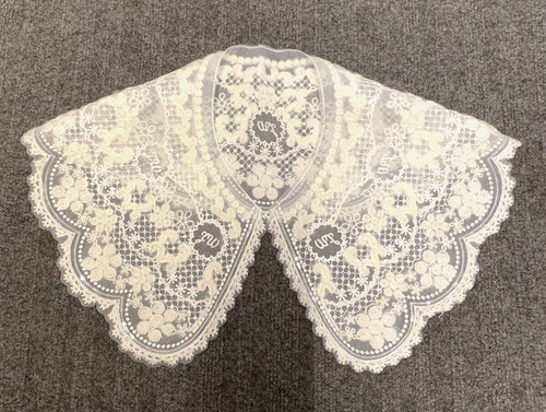 Lace collar stunning - lace, big