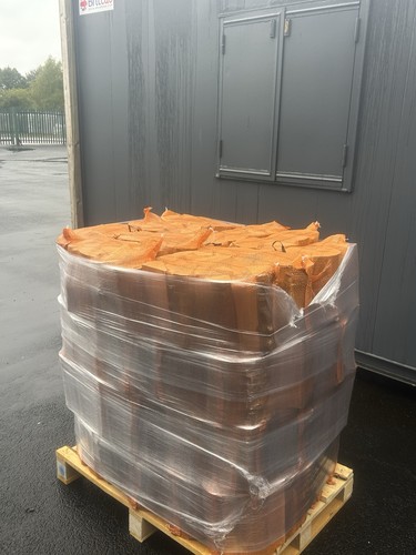 Kiln dried hardwood logs - kiln,
