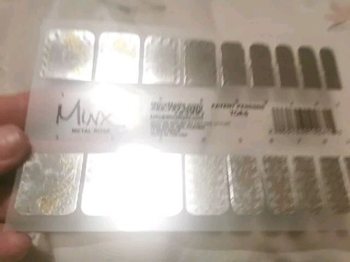 Metal rose minx - rose,