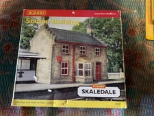 Hornby skaledale r8629 station - r8629,