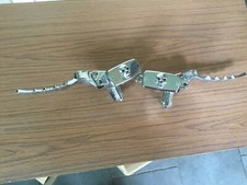 Pair Chrome Skull 7/8" Handlebar Reservoir Brake Clutch Levers with switch 