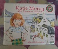 Katie Morag Mini Treasure Collection 8x Short Stories by Mairi Hedderwick