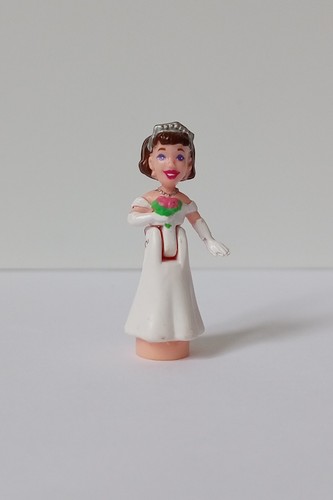 Vintage polly pocket - polly, bride