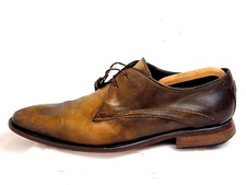 Oliver Sweeney made in Italy