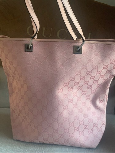 Gucci - ,