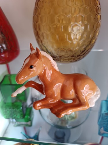 Vintage beswick palomino foal - beswick,