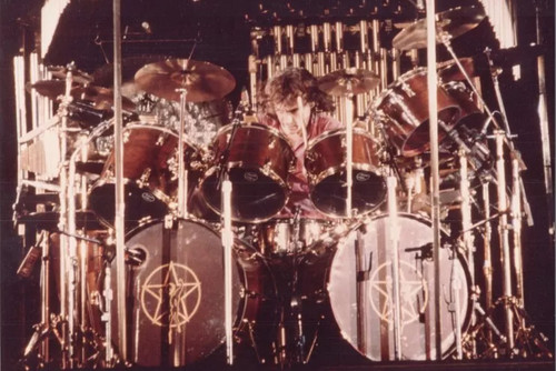 Rush drummer neil peart - drummer,