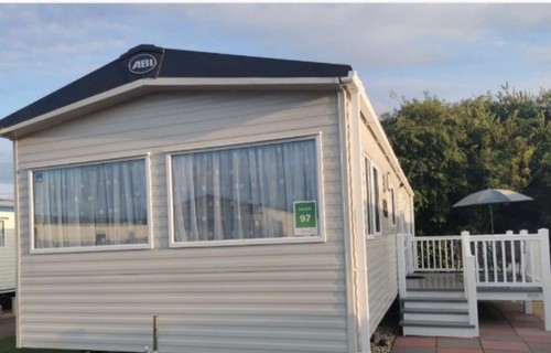 Butlins skegness caravan - butlins,