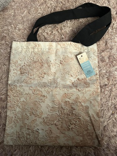 Tote bag trust - tote,