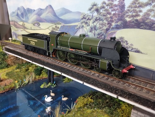 Hornby green n15 class - sr,