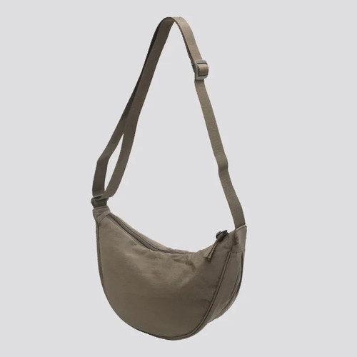 Uniqlo bag that went - , viral