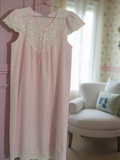 Vintage 1980s David Nieper Nightdress Light Pink Peach Lace Small