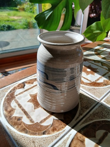 Pog crafts studio pottery - studio,