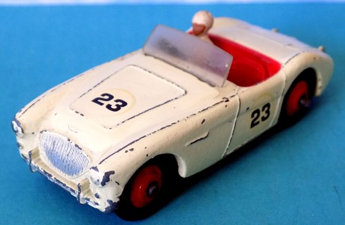 Dinky toys 109 austin - toys,