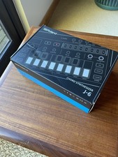 Roland - AIRA Compact J-6