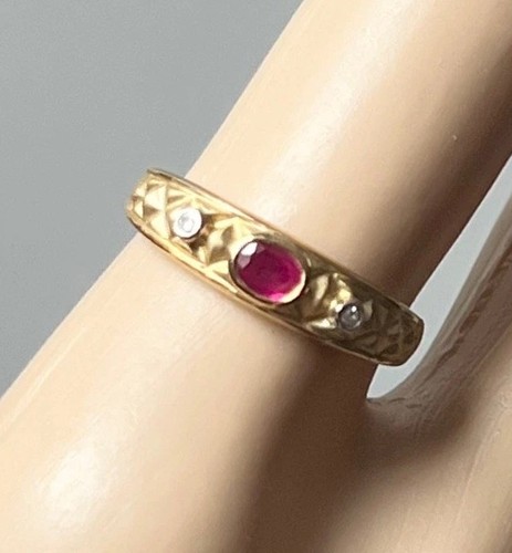 9ct gold ruby diamond ring - gold,