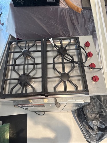 Wolf gas cooktop - cooktop, 30"w