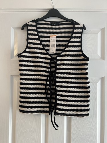Black white knit - f&f,