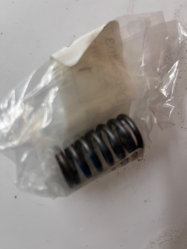 New genuine suzuki rg500 dr600 - genuine,