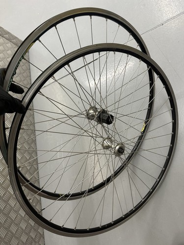 Campagnolo road wheelset - road, mavic
