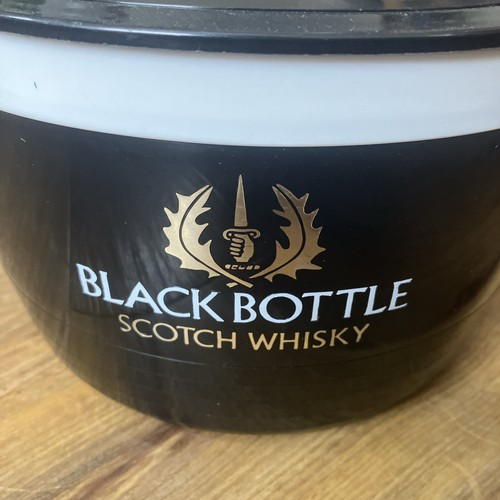 Vintage black bottle scotch - black,
