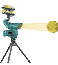 Paceman 176 XT Cricket Bowling Machine